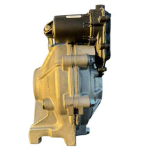 Load image into Gallery viewer, Maverick R Front Differential.